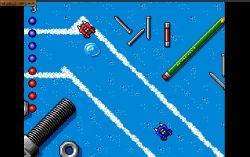 Obrazek z gry Micro Machines